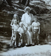 Janice 1954 with family